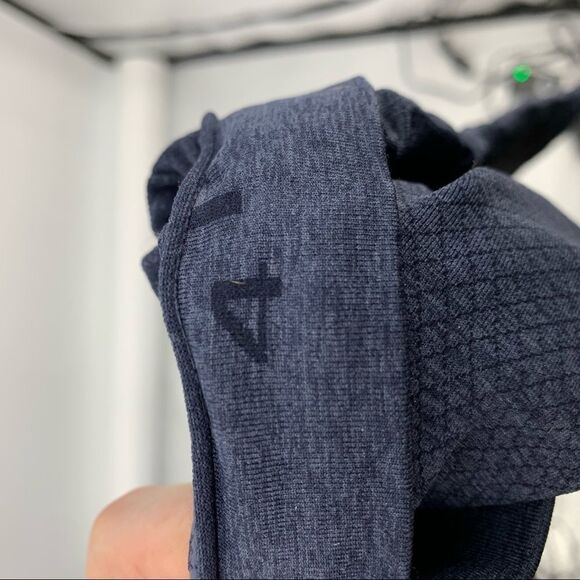 Lululemon Cropped leggings‎ Sz 4 - Picture 5 of 5